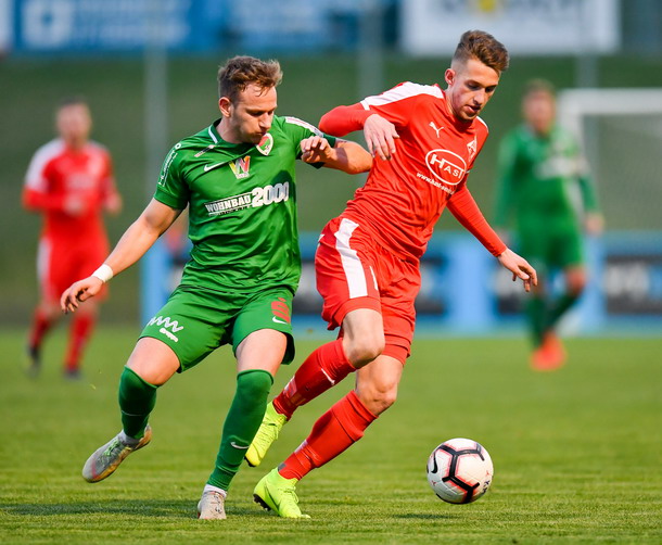 Fussball FC Wels vs ATSV Stadl Paura 12.04.2019-27 Bildgroße andern