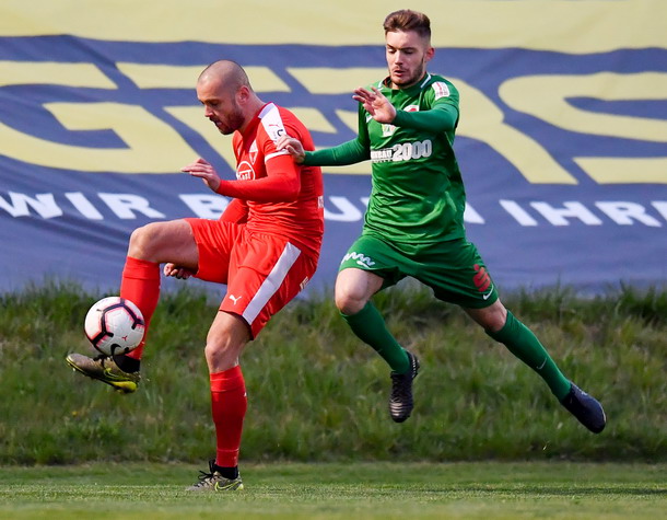 Fussball FC Wels vs ATSV Stadl Paura 12.04.2019-29 Bildgroße andern